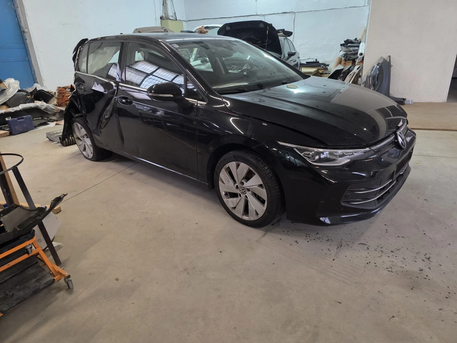 VW Golf 1.5 eTsi Hybrid , снимка 4 - Автомобили и джипове - 56584065