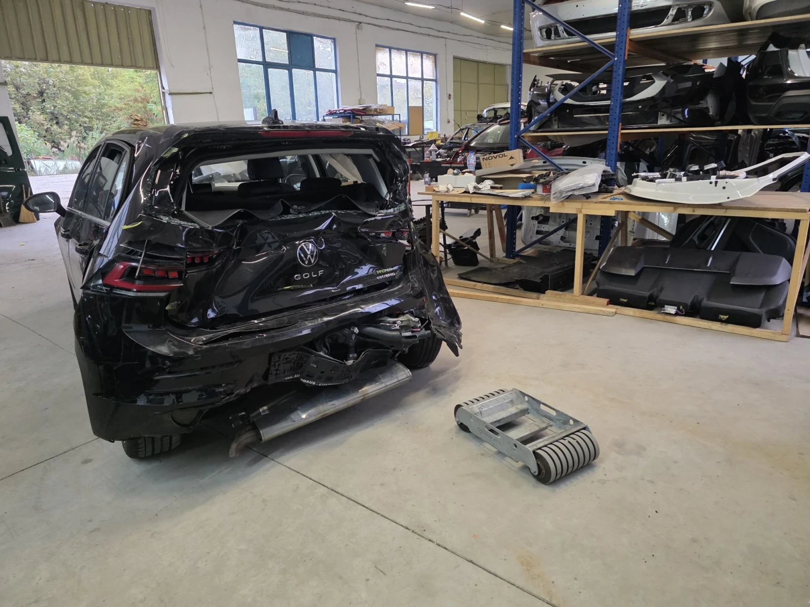 VW Golf 1.5 eTsi Hybrid , снимка 9 - Автомобили и джипове - 56584065