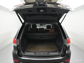Jeep Grand cherokee 3.6* V6* 8ZF* OVERLAND* ДИСТРОНИК* ОБДУХВАНЕ* КАМЕ | Auto.bg — изображение 16