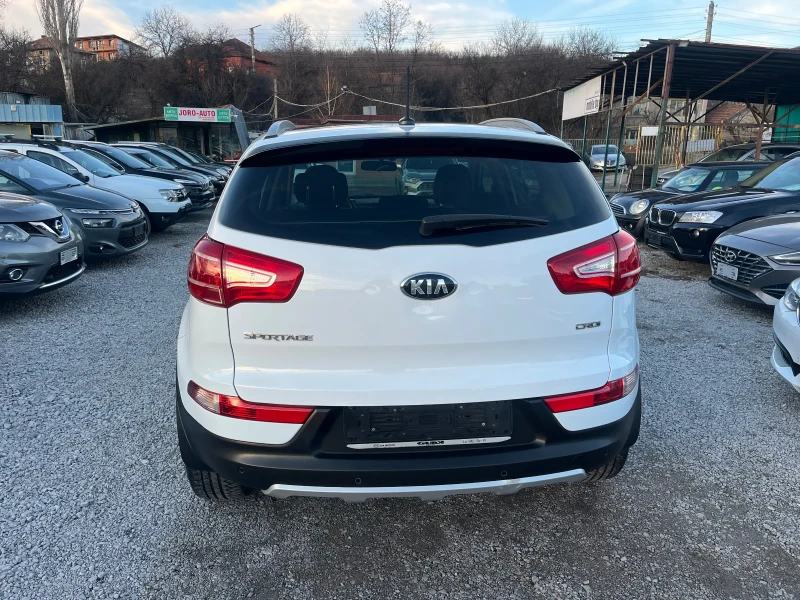 Kia Sportage 2.0crdi 4* 4Avtomatik full, снимка 5 - Автомобили и джипове - 48452623