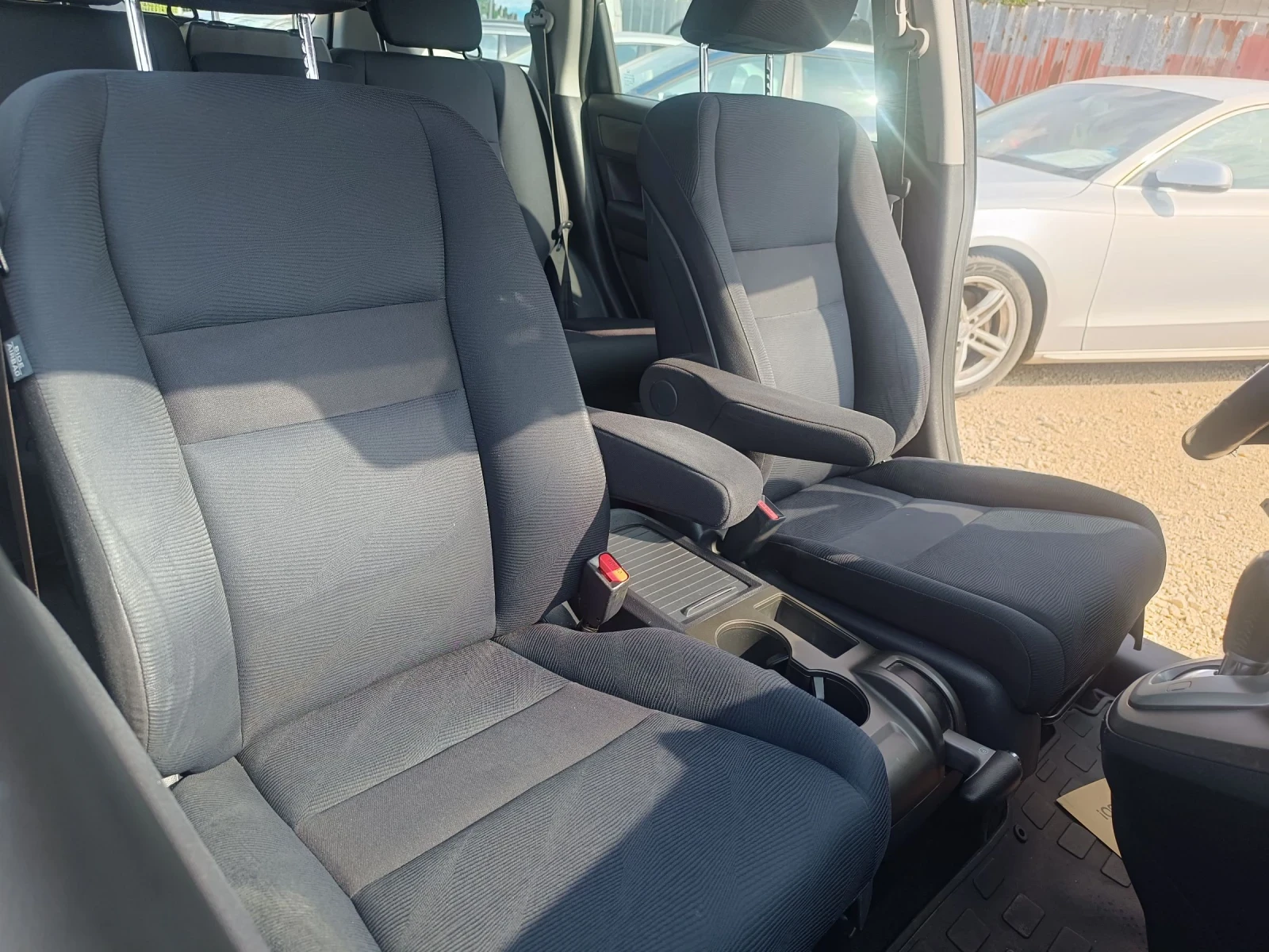 Honda Cr-v AUTOMATIC - изображение 8