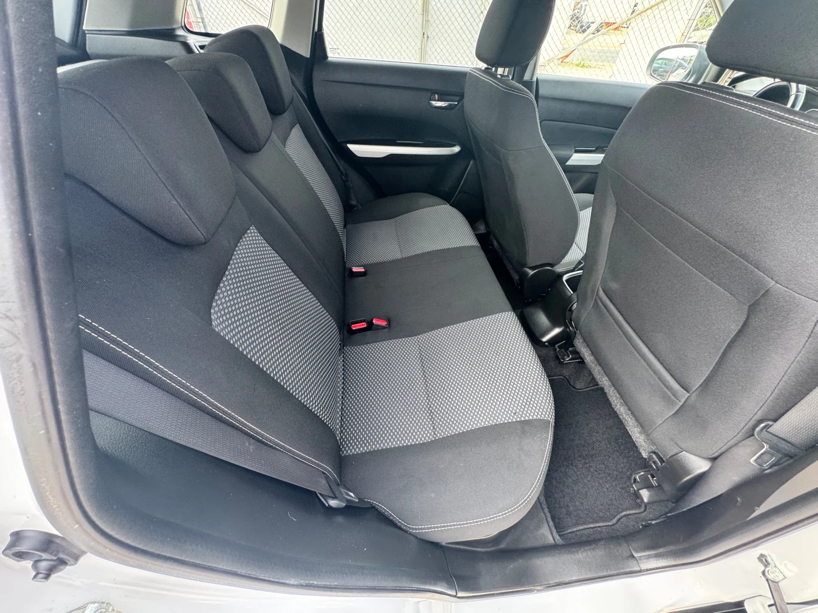 Suzuki Vitara 44 Euro 6B | Mobile.bg   12