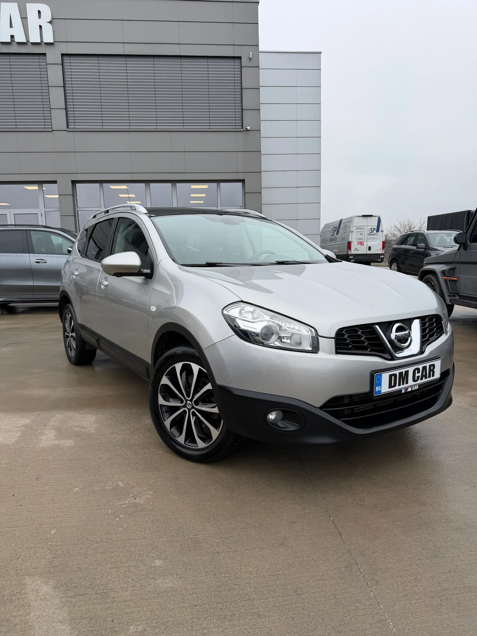 Nissan Qashqai * 4x4* 6+ 1* 360 CAM* PANO*  - изображение 2