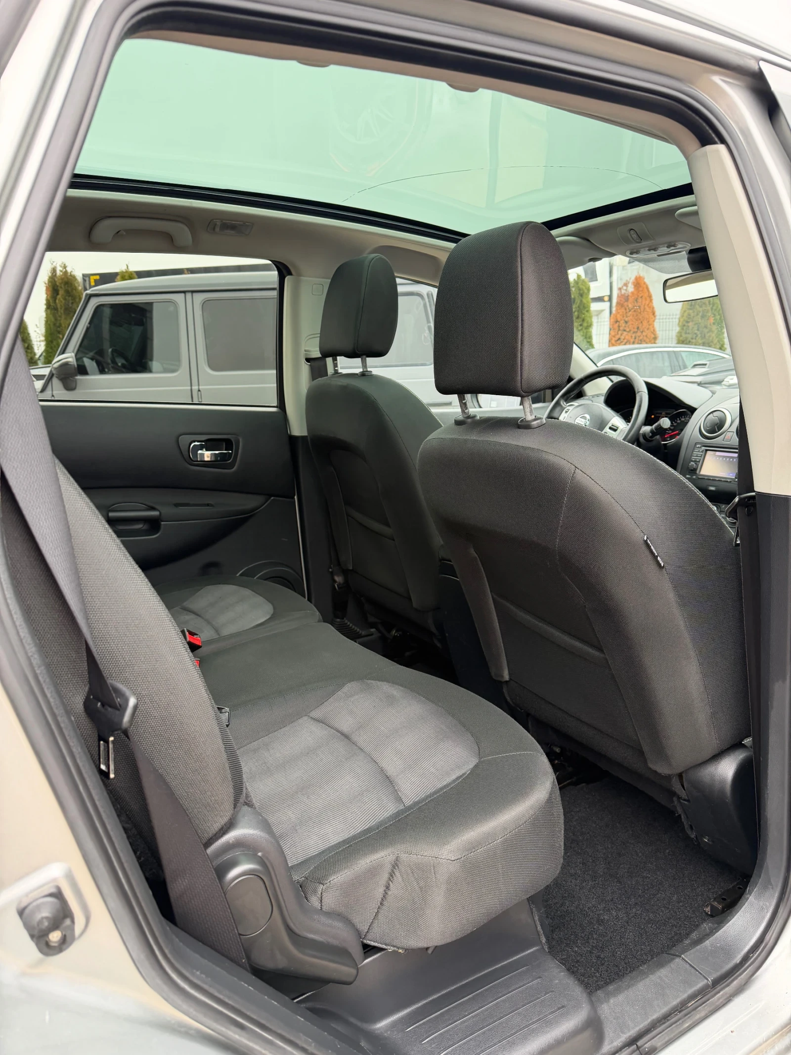 Nissan Qashqai * 4x4* 6+ 1* 360 CAM* PANO*  | Mobile.bg � ����������� 15