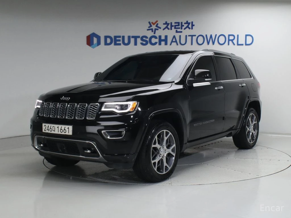 Jeep Grand cherokee 3.6* V6* 8ZF* OVERLAND* ДИСТРОНИК* ОБДУХВАНЕ* КАМЕ