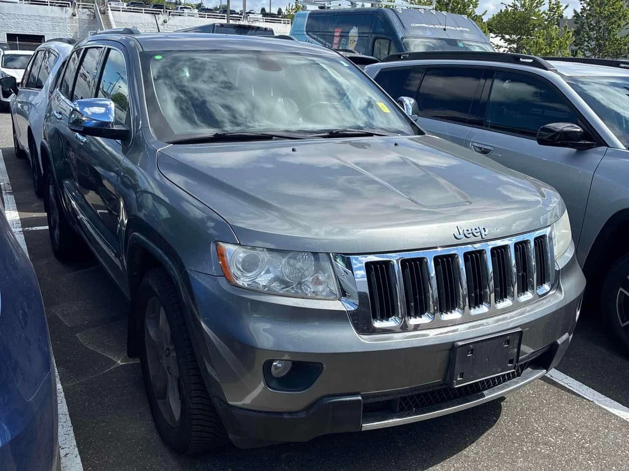 Jeep Grand cherokee * Limited * АВТОКРЕДИТ БЕЗ ПЪРВОНАЧАЛНА ВНОСКА* , снимка 3 - Автомобили и джипове - 54965047