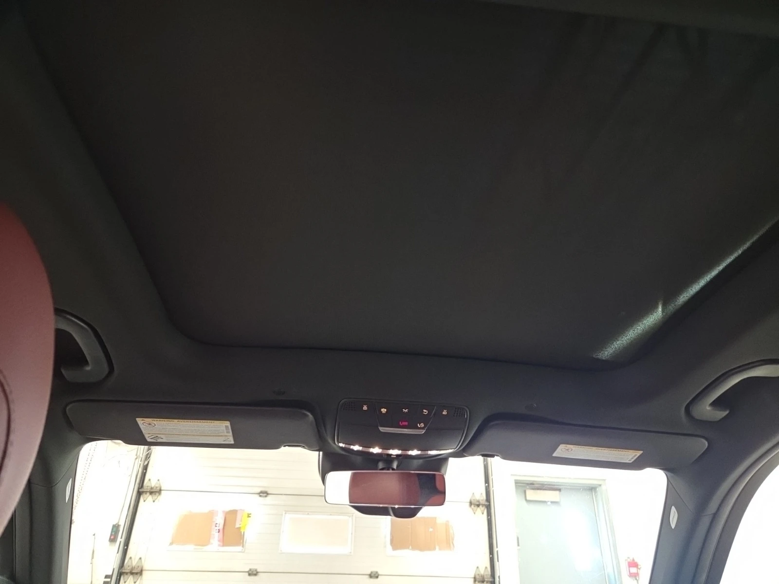 Mercedes-Benz GLC 300 AMG * * 360 CAMERA * * CARFAX * * АВТО КРЕДИТ * * , снимка 12 - Автомобили и джипове - 55003147