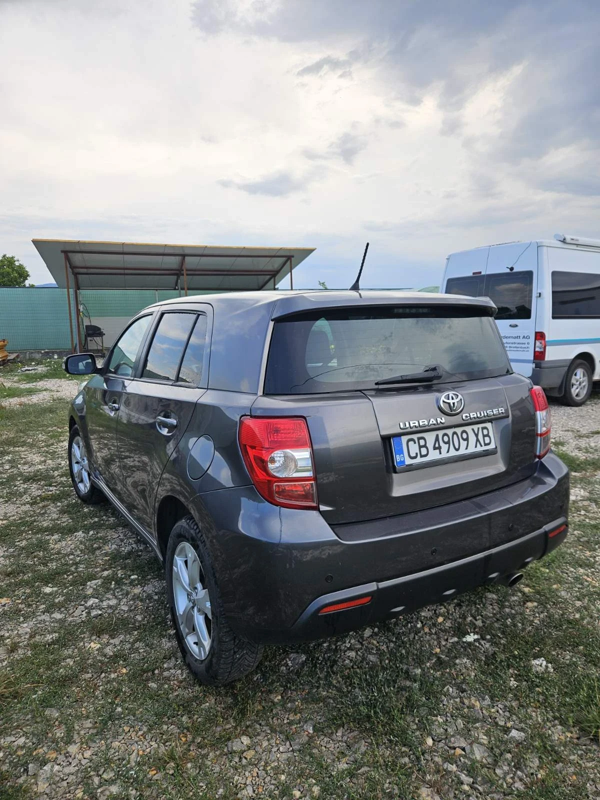 Toyota Urban Cruiser 4x4, снимка 2 - Автомобили и джипове - 55380096