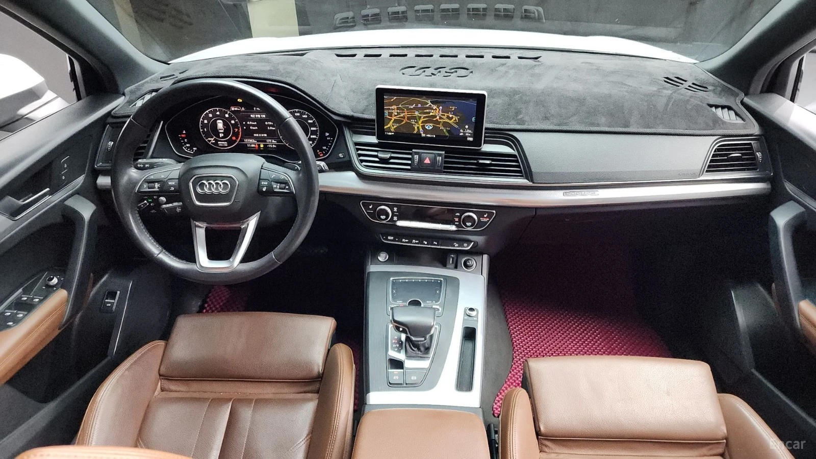 Audi Q5 45 TFSI QUATTRO PREMIUM, снимка 5 - Автомобили и джипове - 55481032