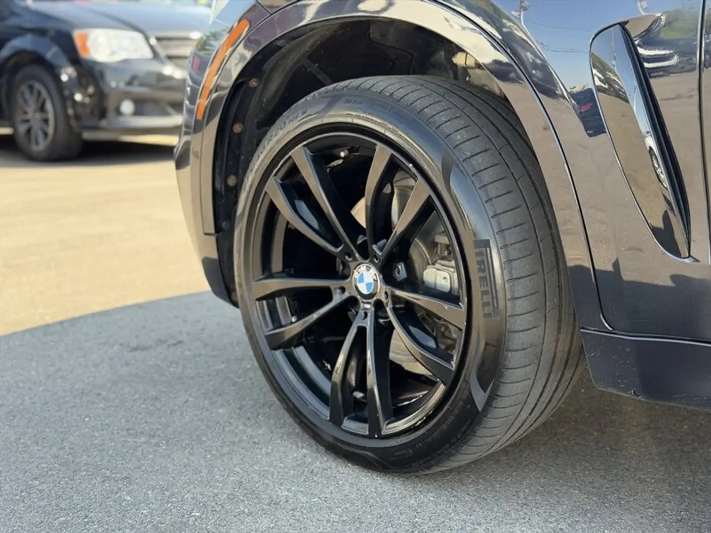 BMW X6 M* SPORT* ДИГИТАЛНО* ТАБЛО* ЕДИН* СОБСТВЕНИК* HARM, снимка 7 - Автомобили и джипове - 55790237