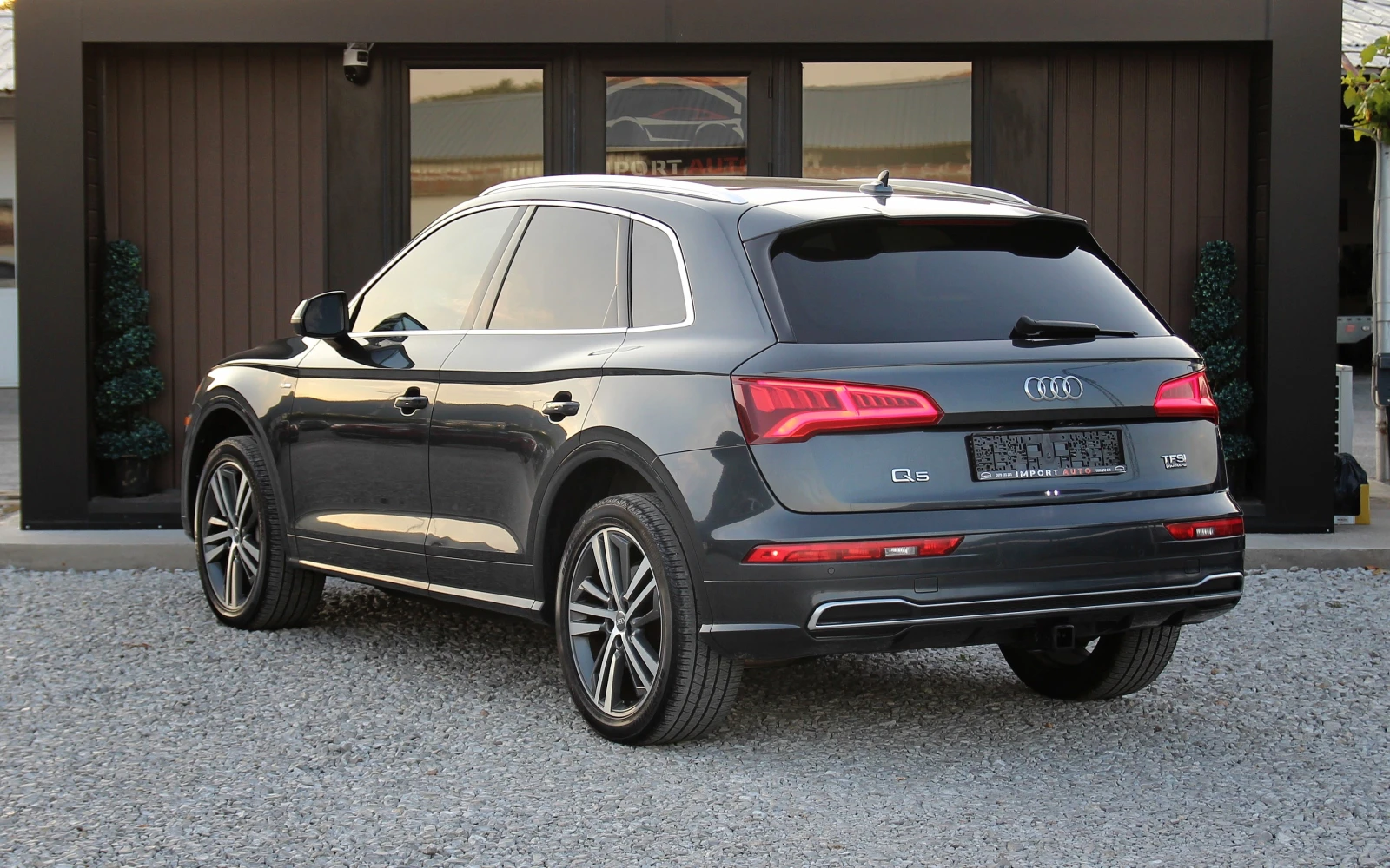 Audi Q5 2.0TFSI* S-Line* QUATTRO* LED* VIRTUAL* , снимка 4 - Автомобили и джипове - 56136679