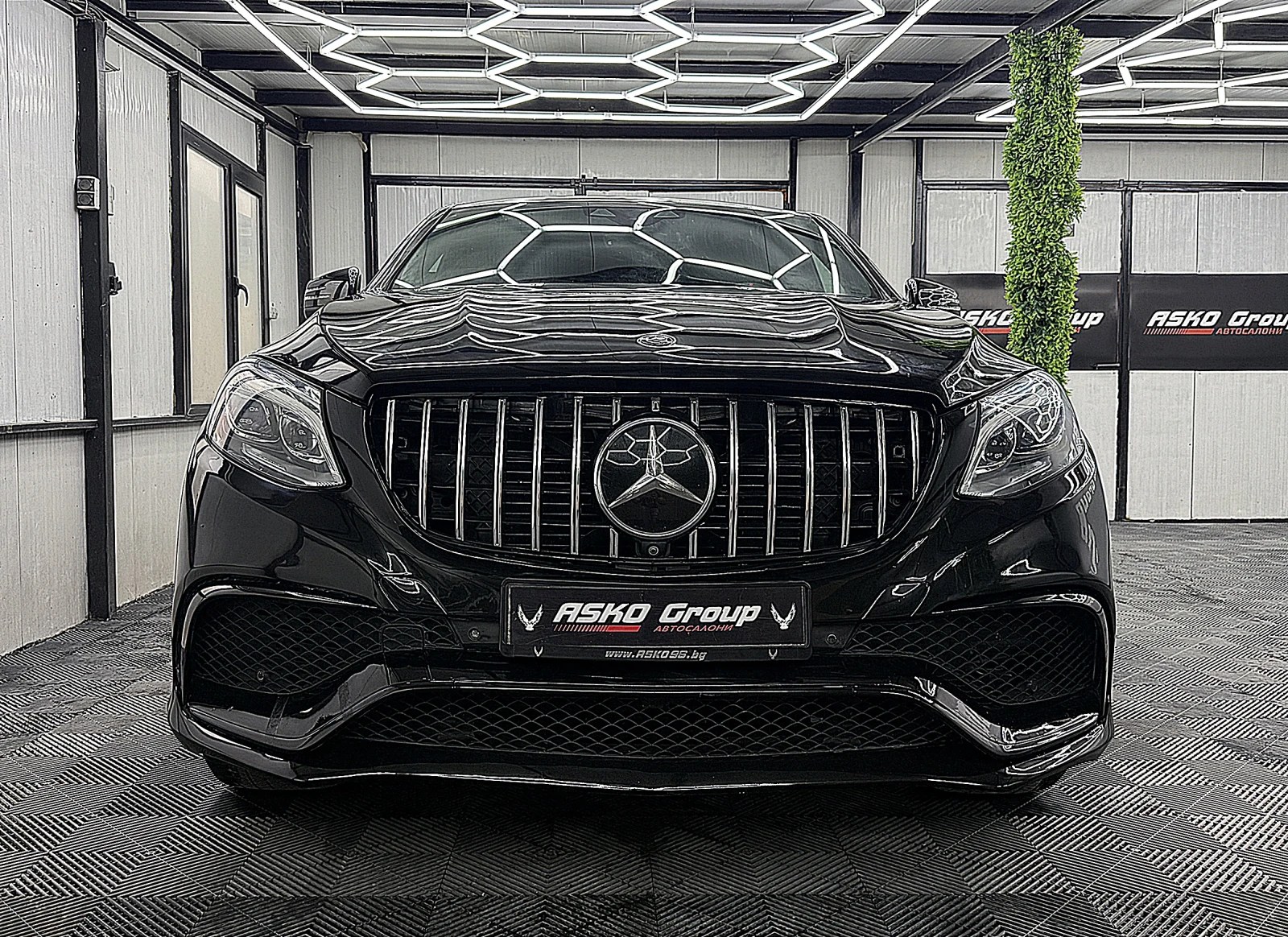 Mercedes-Benz GLE 350 AMG/KUPE/PANORAMA/KeulessGo/СОБСТВЕН ЛИЗИНГ, снимка 3 - Автомобили и джипове - 56210203