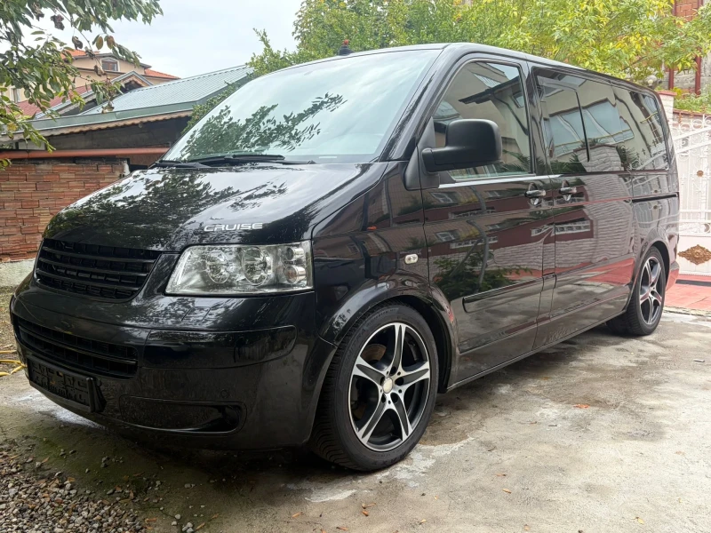 VW Multivan 2.5 TDI 174ps, снимка 2 - Бусове и автобуси - 52057519