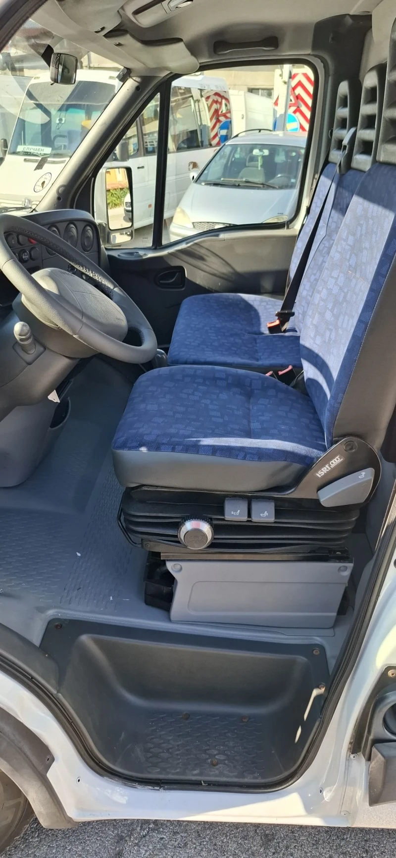 Iveco 35s15 Бордови камион с падащ борд, снимка 15 - Бусове и автобуси - 52377167