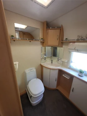Каравана Coachmen Amara, снимка 17