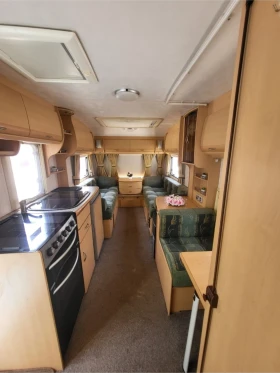 Каравана Coachmen Amara, снимка 13