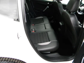 Peugeot 2008 EURO6B* 1.6ecoHDI-ALLURE* NAVI-ПАНОРАМА* КАТО НОВО, снимка 13