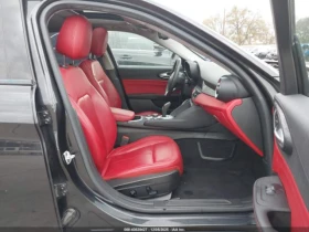 Alfa Romeo Giulia * KEYLESS* КОЖА* ПОДГРЕВ* НАВИ* , снимка 12