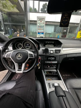 Mercedes-Benz E 220, снимка 4