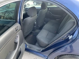 Обява за продажба на Toyota Avensis 2.0 TDI ~4 500 лв. - изображение 8