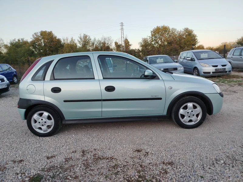 Opel Corsa 1.2 AVTOMATIK KLIMA, снимка 4 - Автомобили и джипове - 47670824