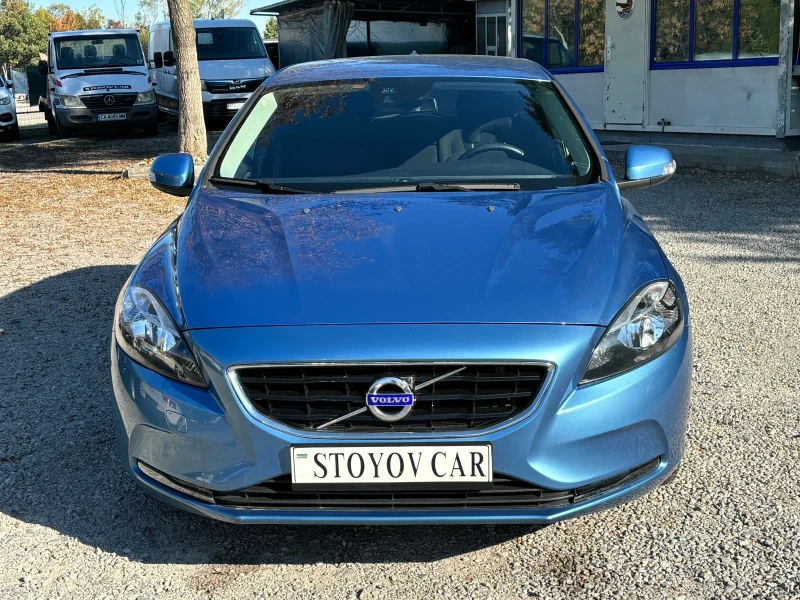 Volvo V40 1.6 D2, снимка 2 - Автомобили и джипове - 47689191