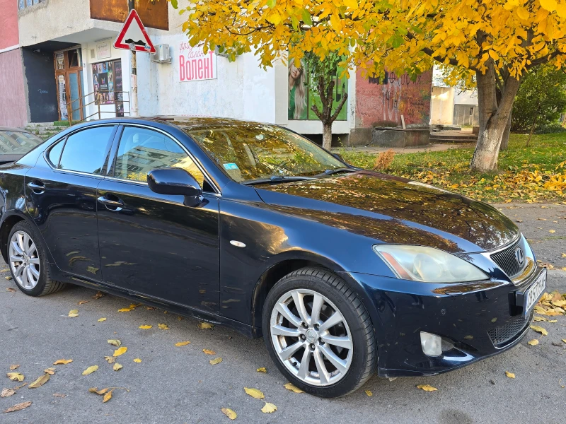 Lexus IS 220d, снимка 9 - Автомобили и джипове - 47817374