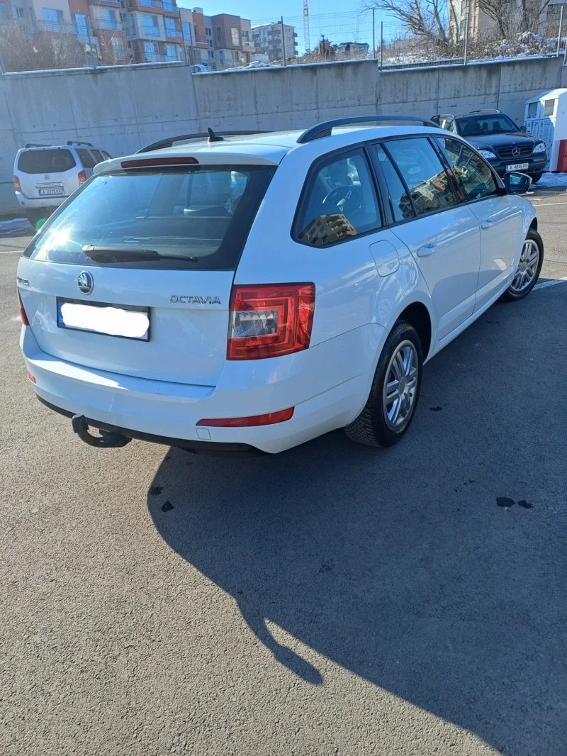 Skoda Octavia, снимка 3 - Автомобили и джипове - 49352790