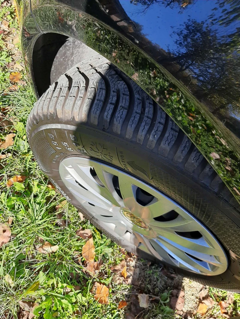 VW Jetta 2.5, снимка 12 - Автомобили и джипове - 52264705