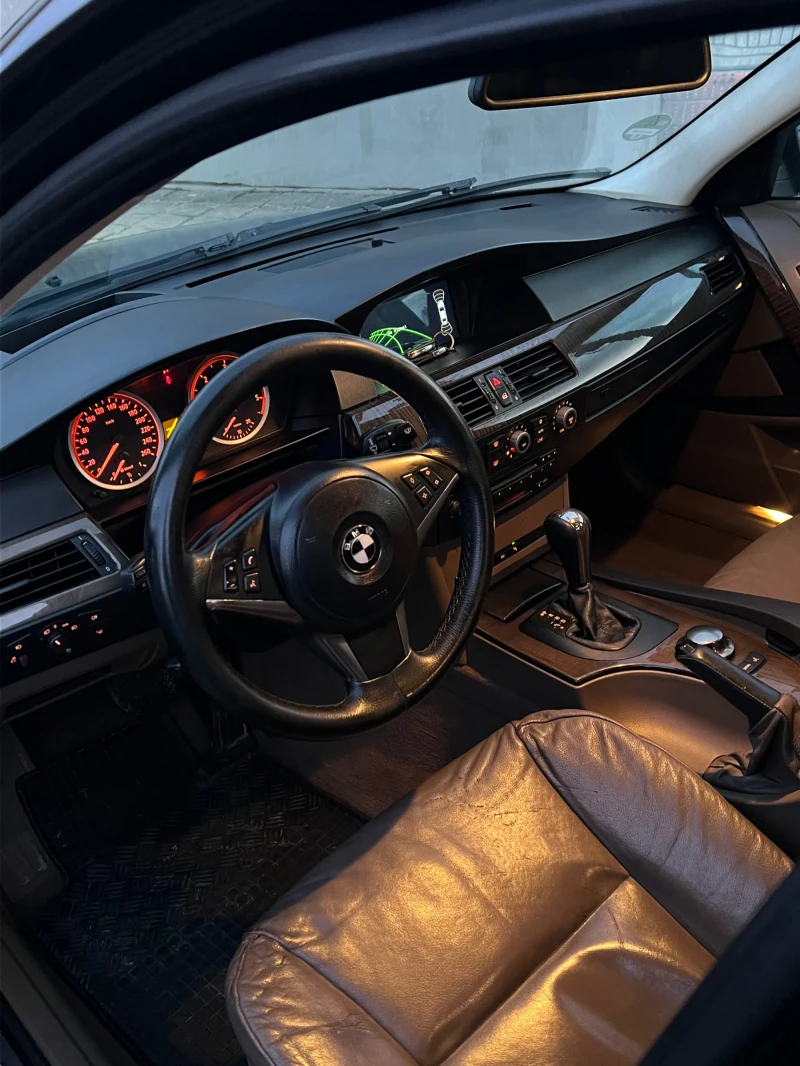 BMW 530 3.0, снимка 6 - Автомобили и джипове - 52923075