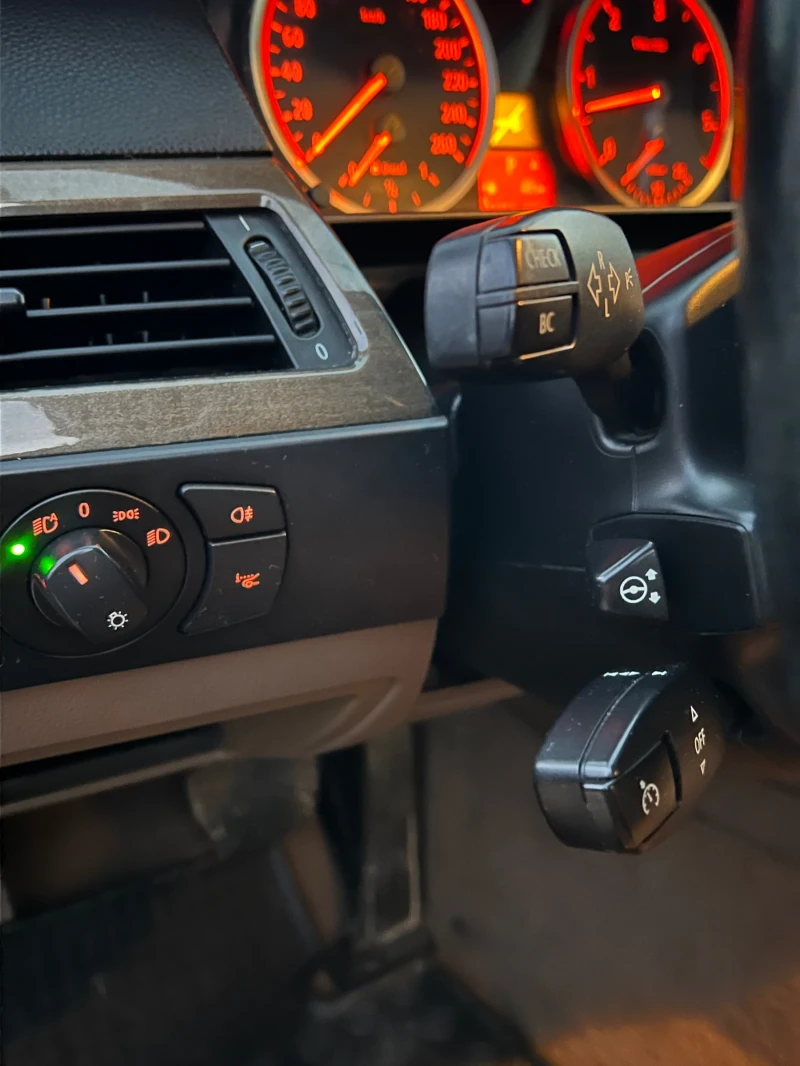 BMW 530 3.0, снимка 9 - Автомобили и джипове - 52923075