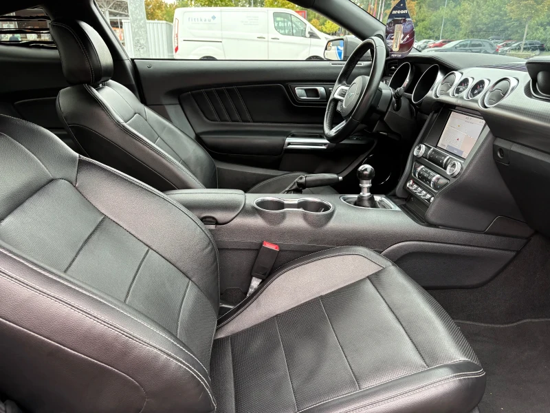 Ford Mustang, снимка 9 - Автомобили и джипове - 53145150