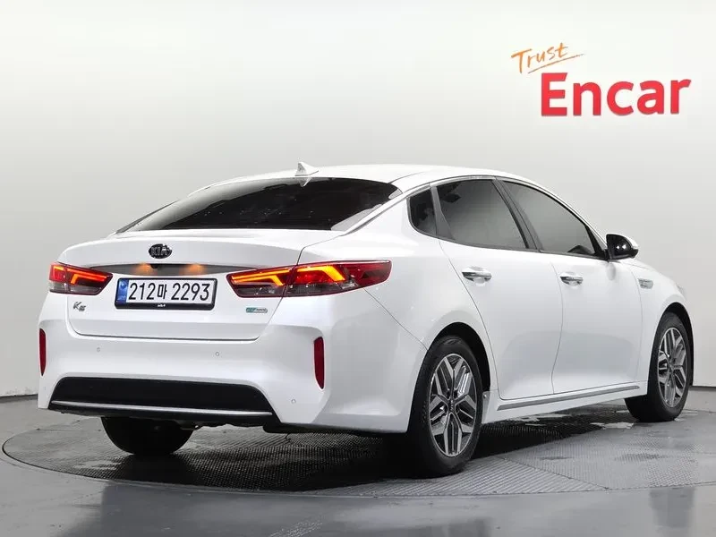 Kia K5 2.0 Hybrid Noblesse - САМО 30% АВАНС!, снимка 2 - Автомобили и джипове - 55991737