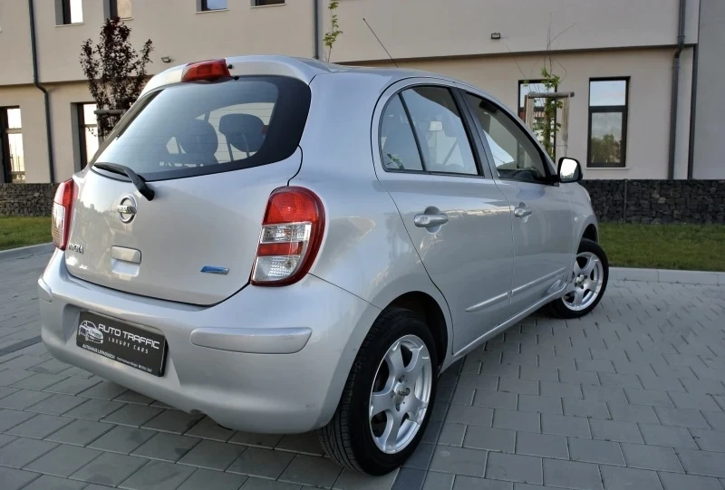Nissan Micra 1.2i* РЕГИСТРИРАН* КЛИМАТРОНИК* АВТОПИЛОТ* ЕВРО 5, снимка 8 - Автомобили и джипове - 56128620