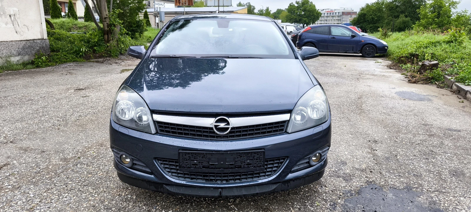 Opel Astra GTC 1, 6i 105кс НАВИГАЦИЯ , КЛИМАТРОНИК - изображение 2