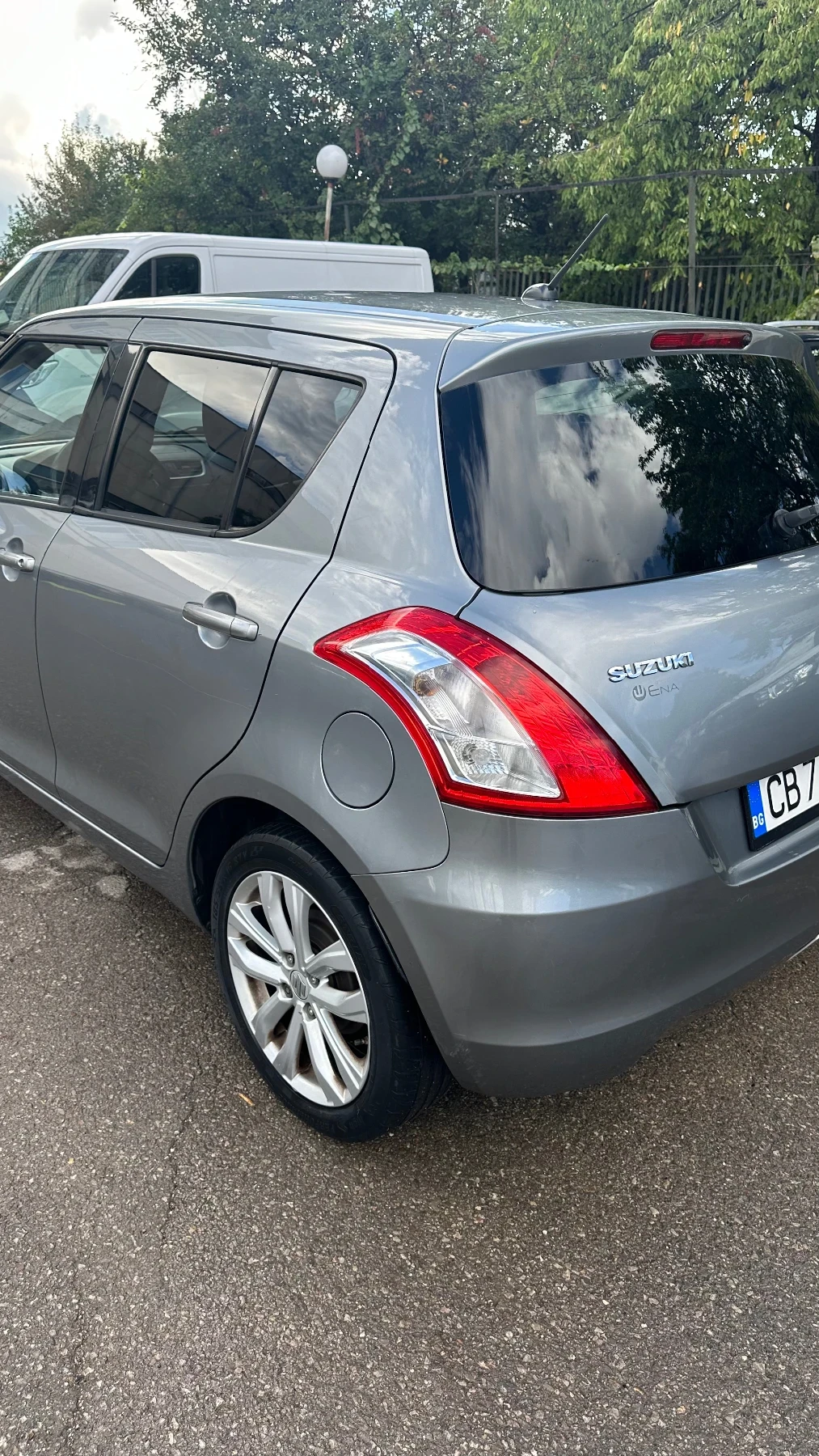 Suzuki Swift 1, 3i - изображение 4