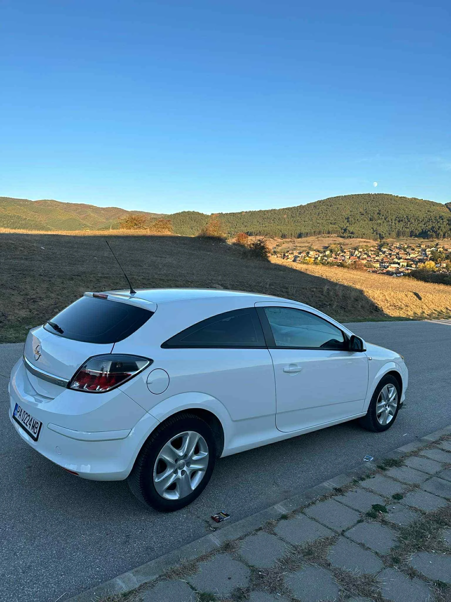 Opel Astra 1.6/2010г - изображение 4