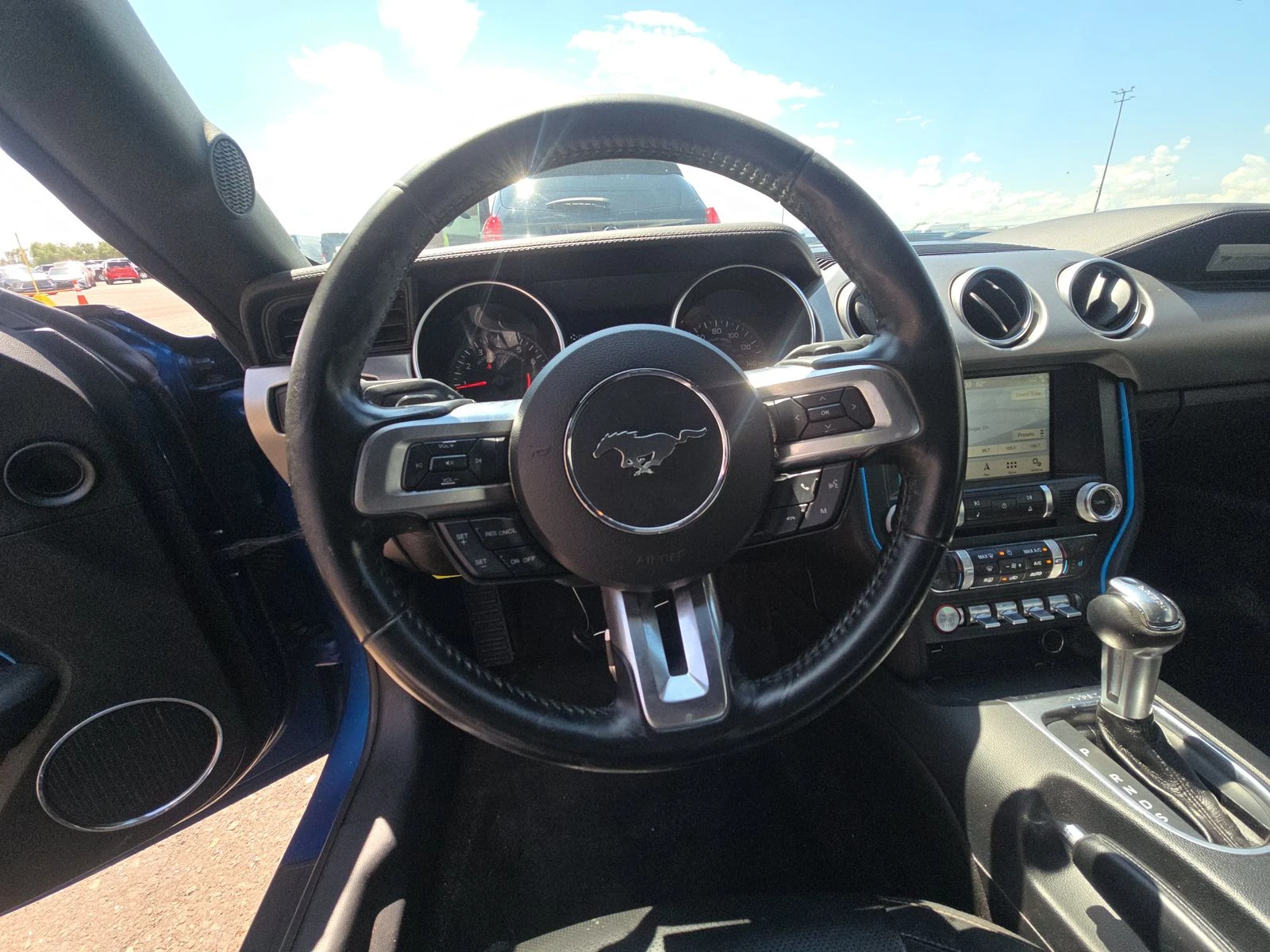 Ford Mustang EcoBoost Обдух* Кожа* Голямата Навигация* Ambient* - изображение 9