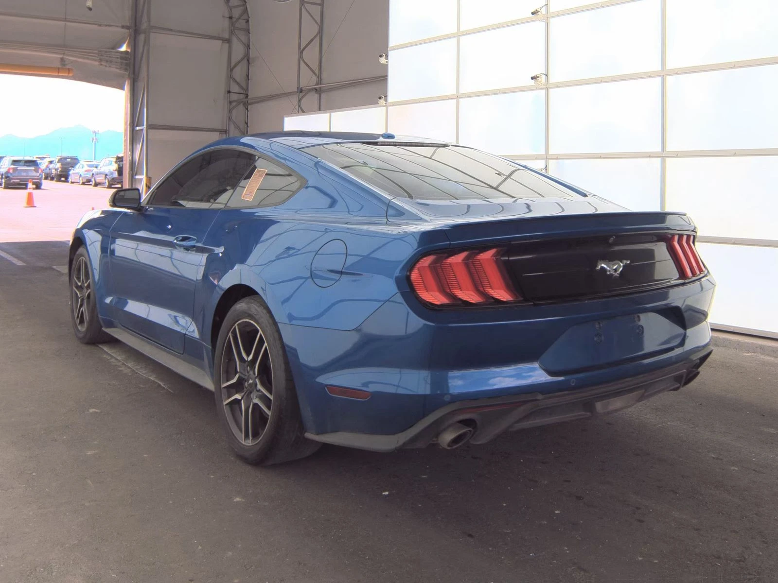 Ford Mustang EcoBoost Обдух* Кожа* Голямата Навигация* Ambient* - изображение 6