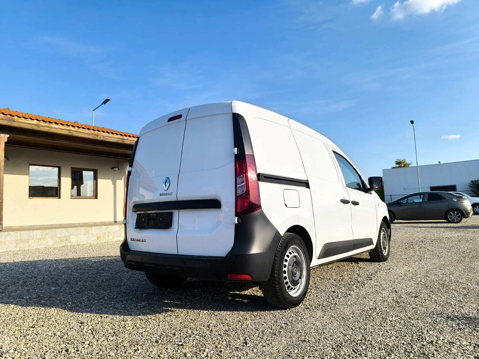 Renault Express 1.5D ХЛАДИЛЕН - изображение 7