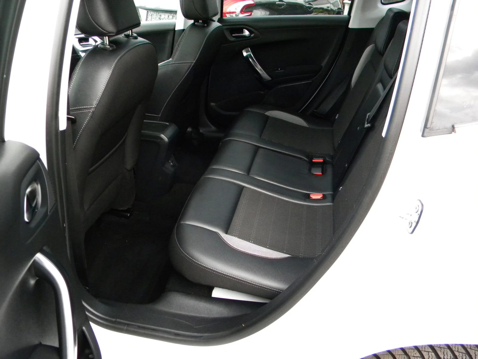 Peugeot 2008 EURO6B* 1.6ecoHDI-ALLURE* NAVI-*   | Mobile.bg   11