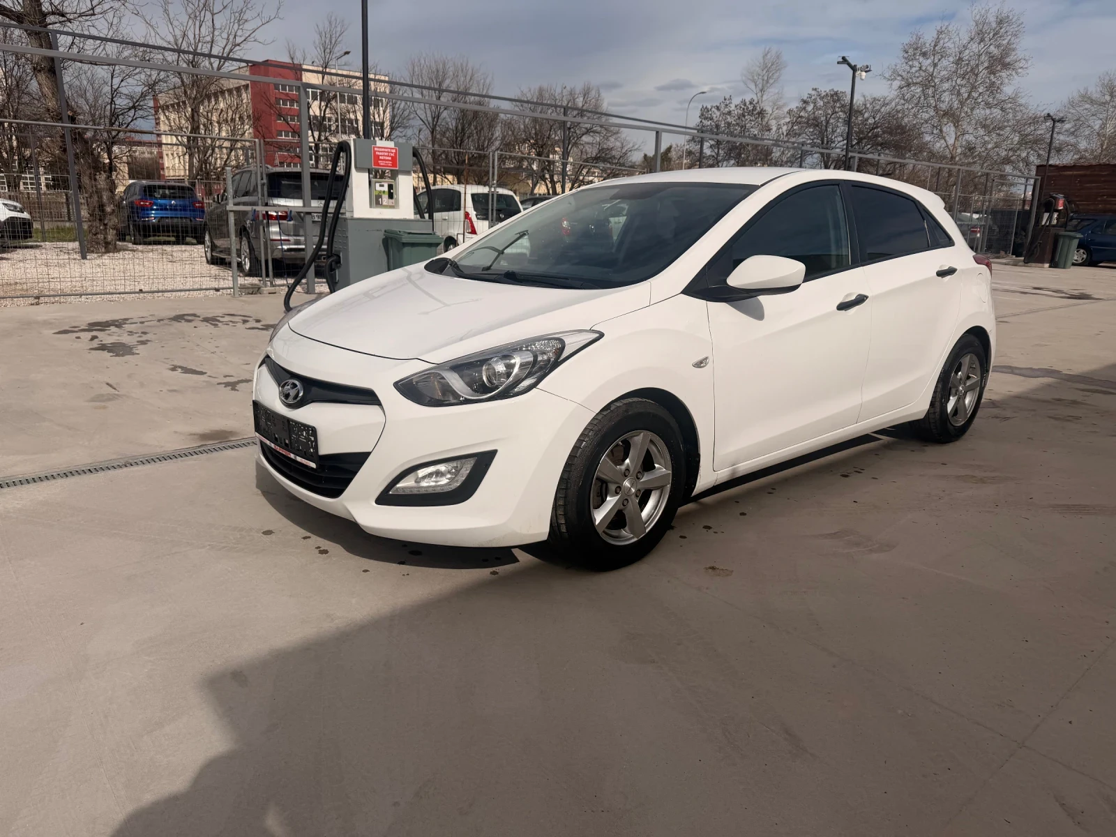 Hyundai I30, снимка 2 - Автомобили и джипове - 52178990
