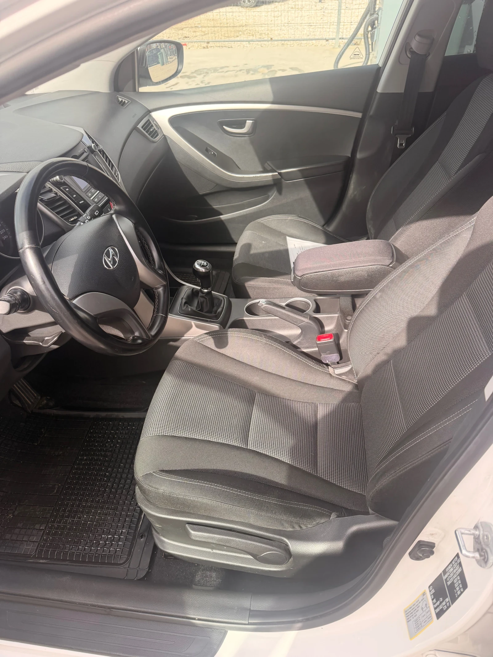 Hyundai I30, снимка 11 - Автомобили и джипове - 52178990