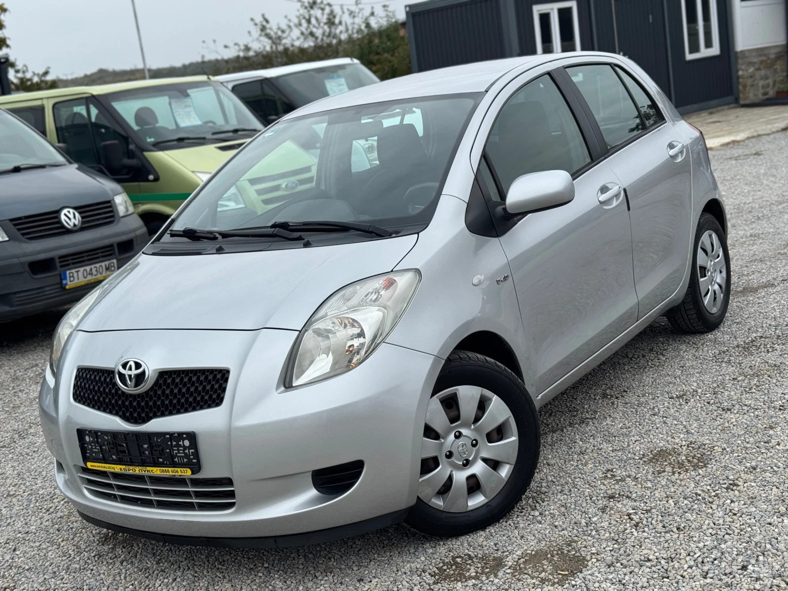 Toyota Yaris 1.4 90кс D-4D КЛИМАТИК - изображение 3