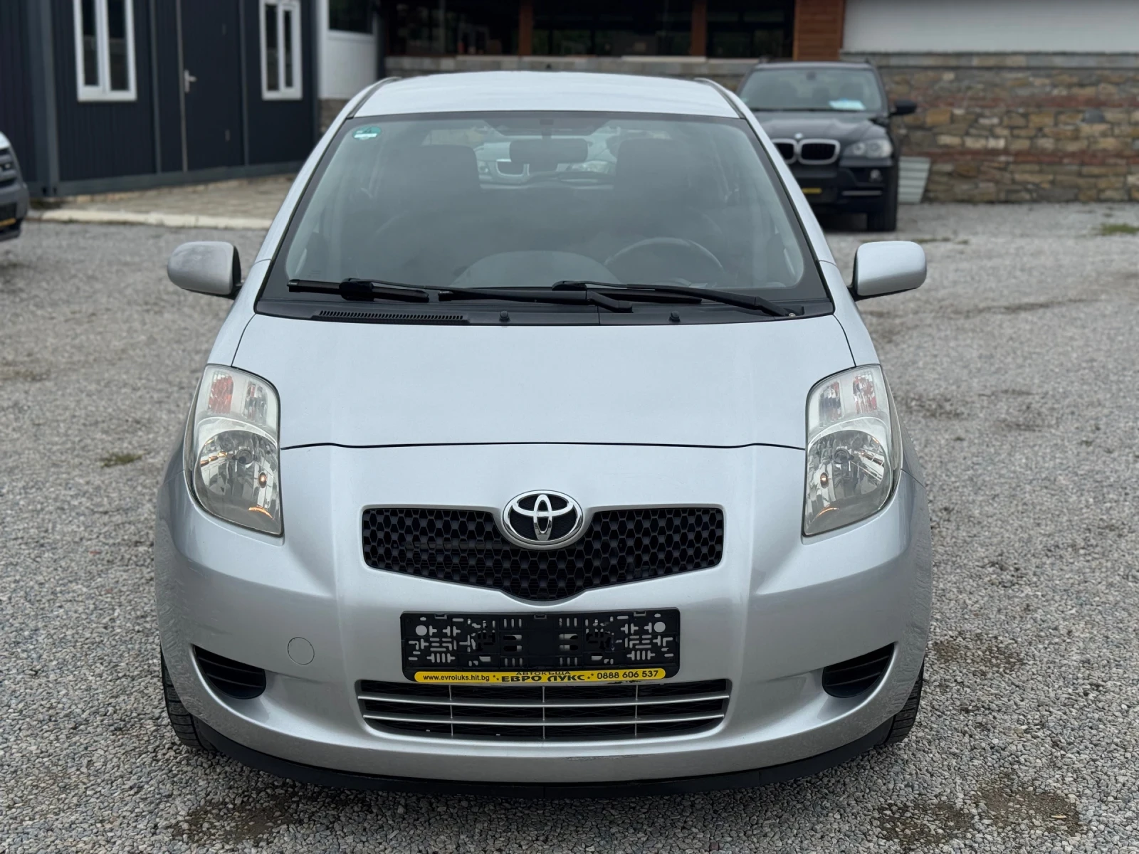 Toyota Yaris 1.4 90кс D-4D КЛИМАТИК - изображение 2