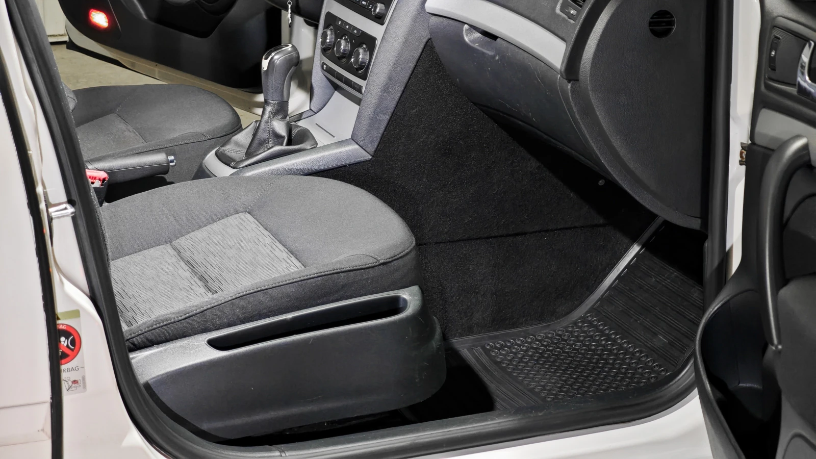 Skoda Octavia 1.6 TDI | Mobile.bg � ����������� 12