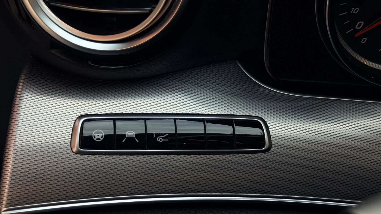 Mercedes-Benz E 200 4MATIC | Distronic+ | Head-Up | ������ | 360  | Mobile.bg � ����������� 14