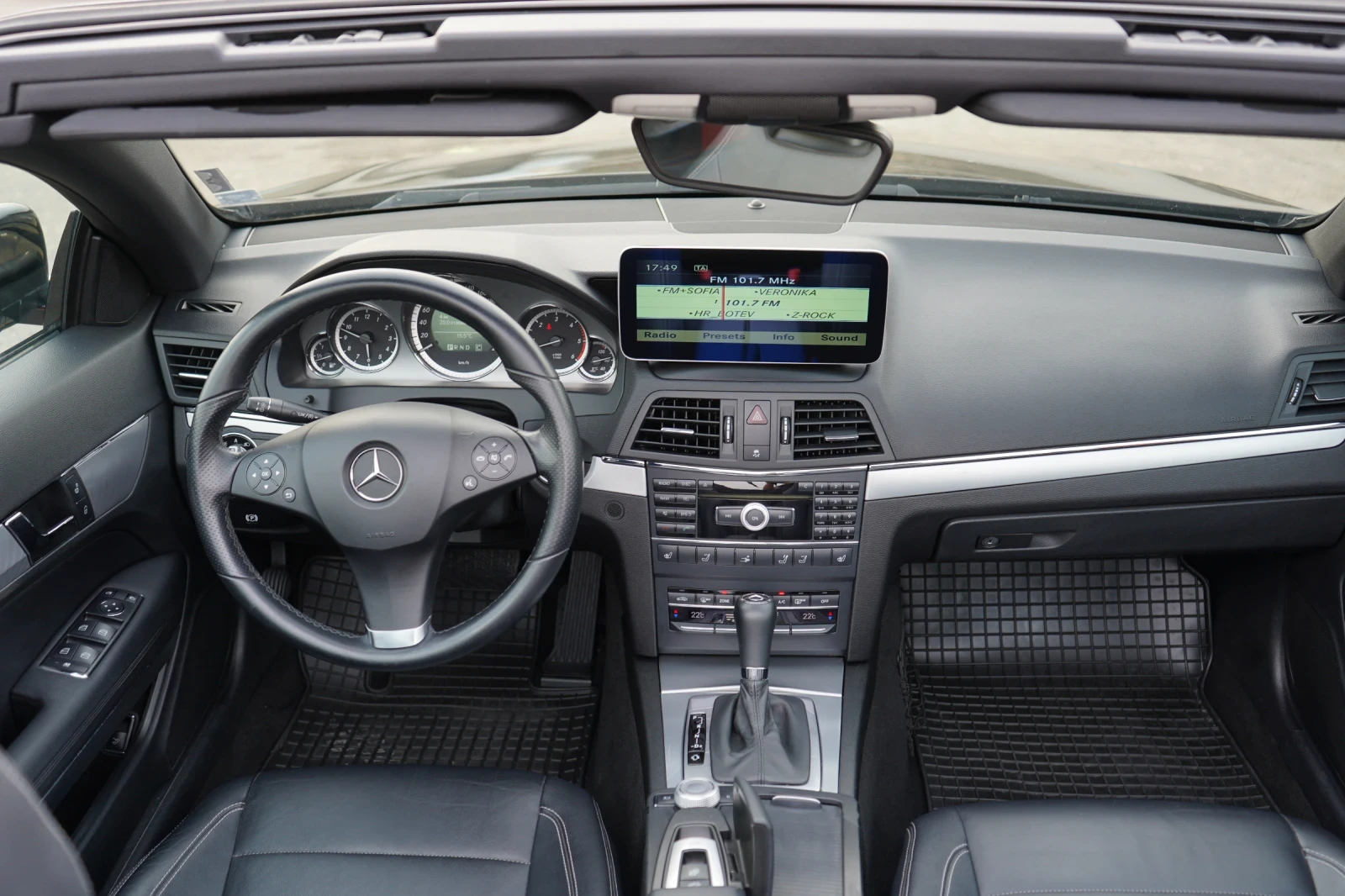 Mercedes-Benz E 350 d* CABRIO* CAMERA* CARPLAY*  - изображение 10