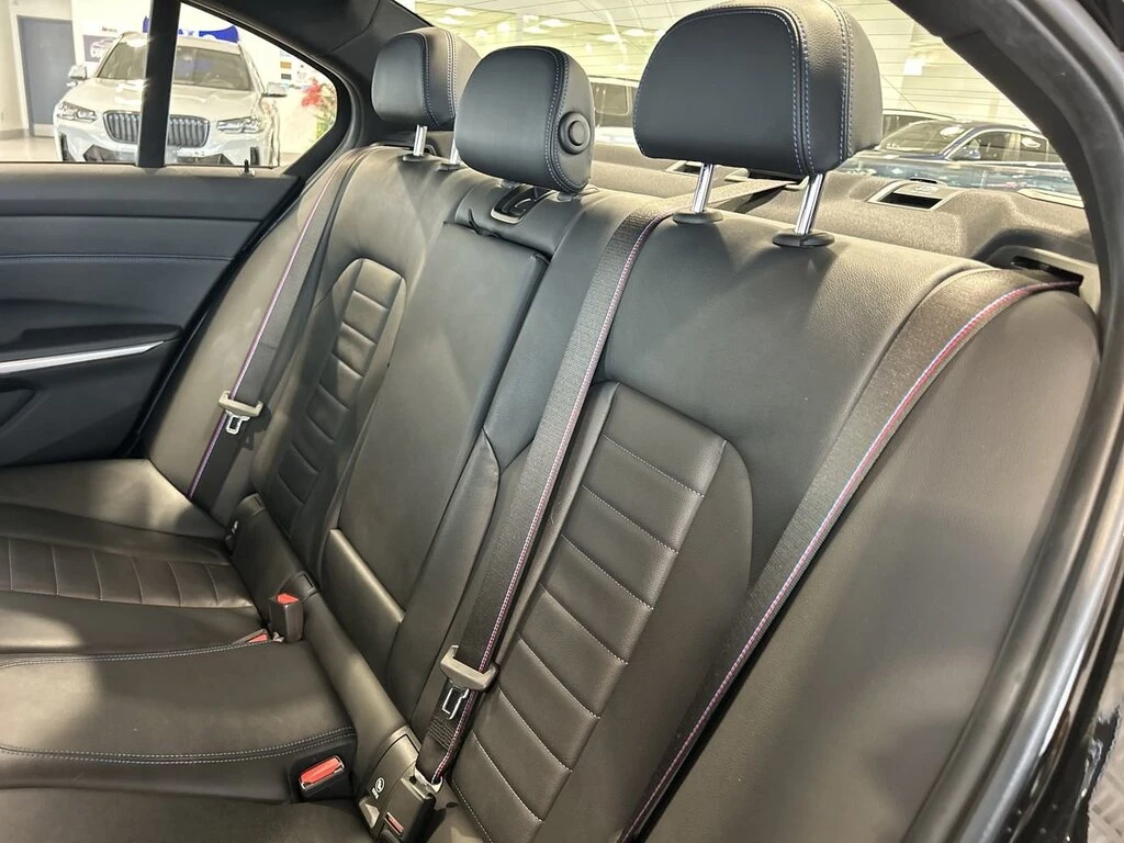 BMW 340 xDrive| Premium Enhanced PKG | Driver Assist | Mobile.bg � ����������� 16