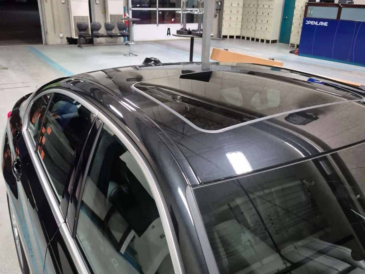 BMW 330 I XDRIVE| PANO| AMBIENT| CARFAX| , снимка 6 - Автомобили и джипове - 53984793